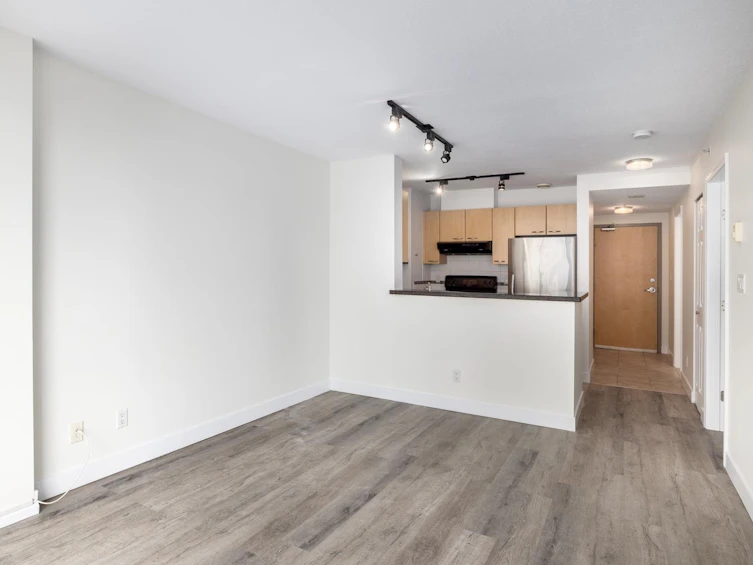 1005-1420 W Georgia Street, Vancouver, BC, V6G 3K4 - 5
