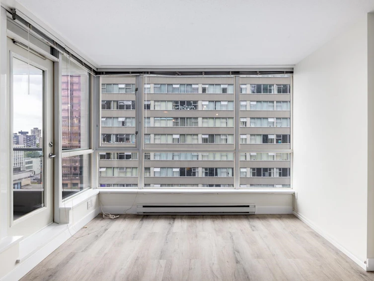 1005-1420 W Georgia Street, Vancouver, BC, V6G 3K4 - 9