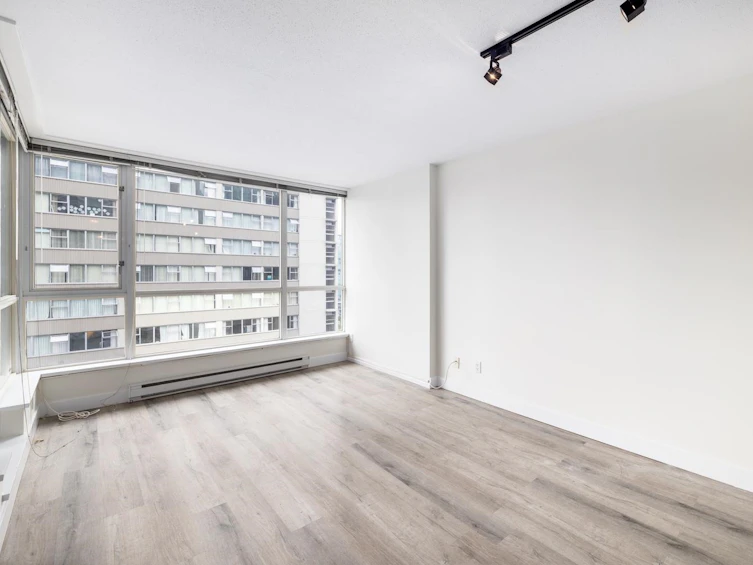 1005-1420 W Georgia Street, Vancouver, BC, V6G 3K4 - 13