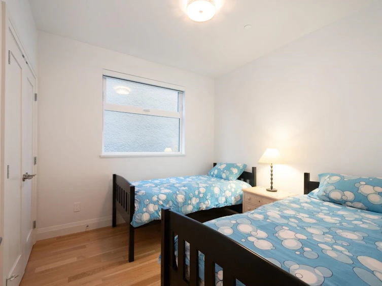 117 W 26th Avenue, Vancouver, BC, V5Y 2J6 - 23