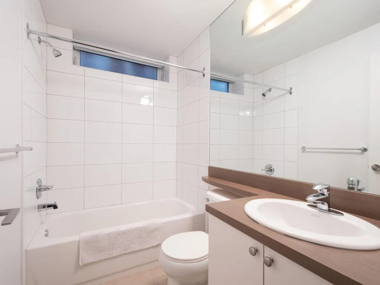 117 W 26th Avenue, Vancouver, BC, V5Y 2J6 - 16