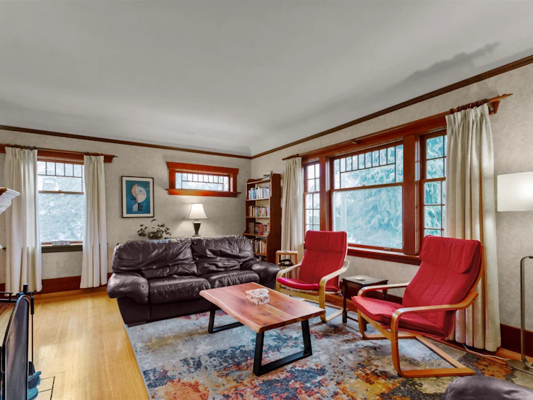1996 W 44th Avenue, Vancouver, BC, V6M 2E7 - 2