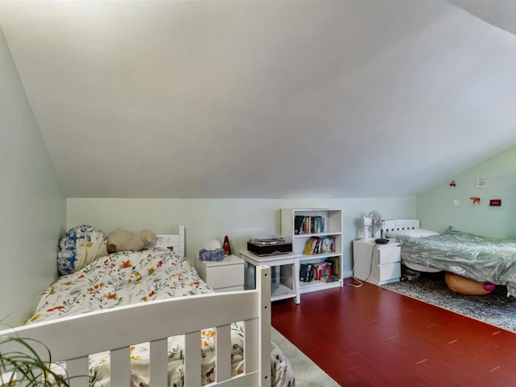 1996 W 44th Avenue, Vancouver, BC, V6M 2E7 - 10