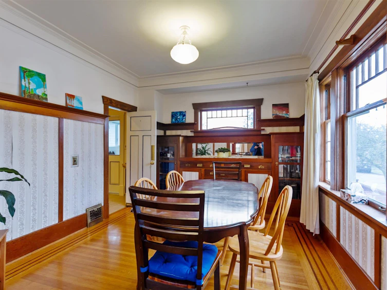 1996 W 44th Avenue, Vancouver, BC, V6M 2E7 - 4