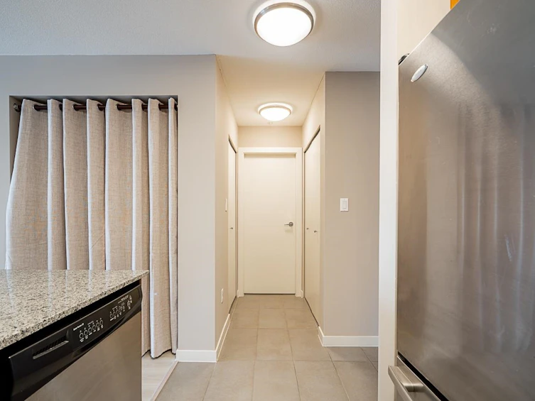 305-5885 Irmin Street, Burnaby, BC, V5J 0C2 - 18