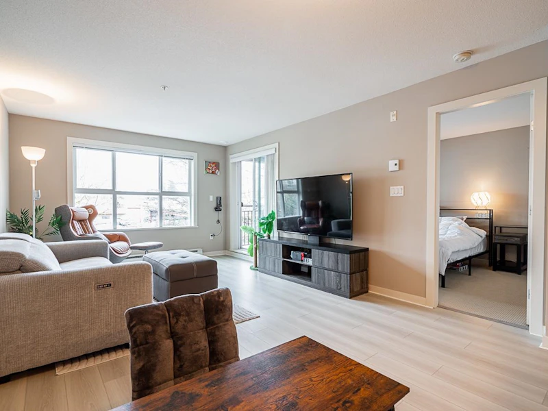 305 - 5885 Irmin Street, Burnaby BC V5J 0C2