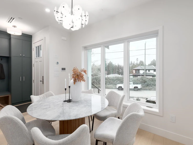 2-8508 E Boulevard, Vancouver, BC, V6P 5E6 - 6