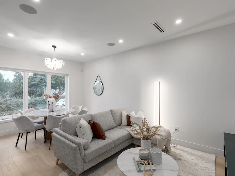 2-8508 E Boulevard, Vancouver, BC, V6P 5E6 - 8