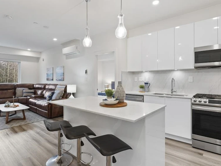 A405-8447 202 Street, Langley, BC, V2Y 4K1 - 5