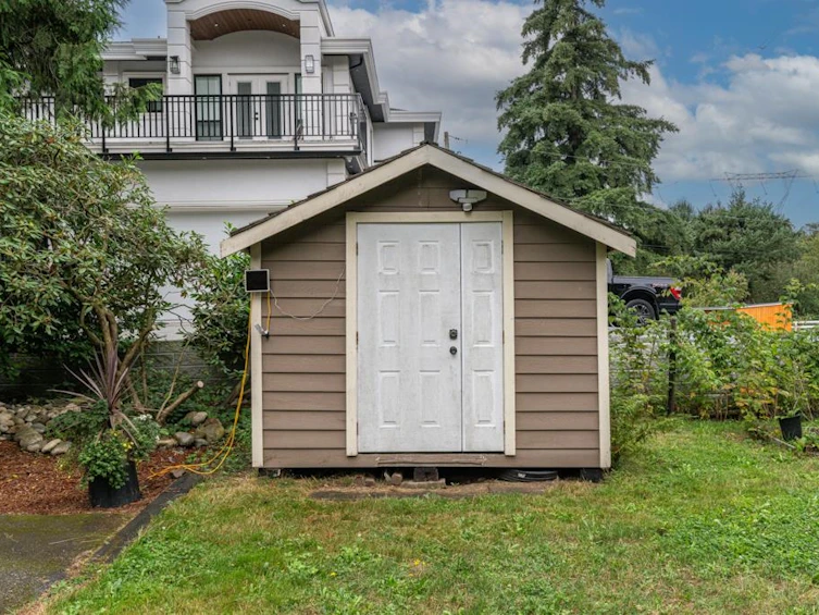 3176 Old Clayburn Road, Abbotsford, BC, V2S 4H3 - 6