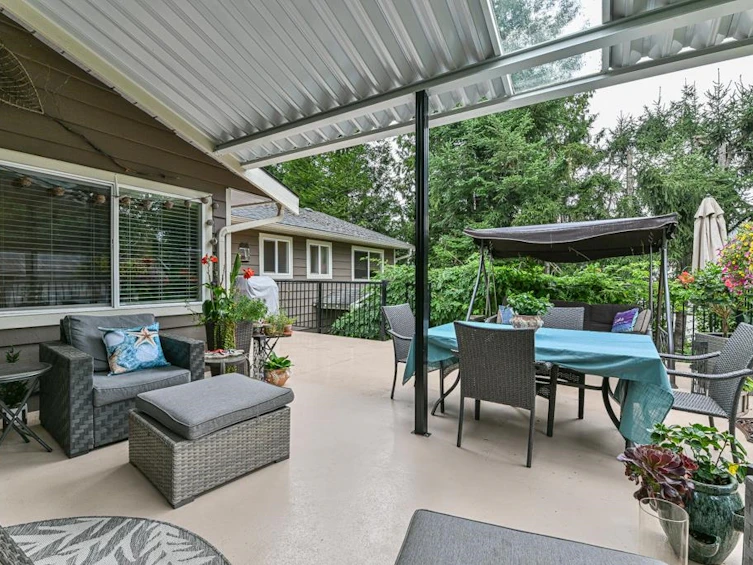 3176 Old Clayburn Road, Abbotsford, BC, V2S 4H3 - 30
