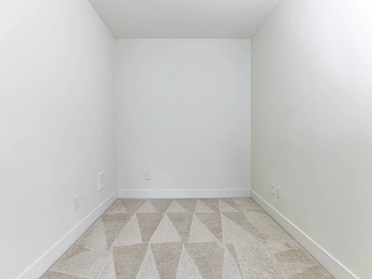 305-14022 North Bluff Road, Surrey, BC, V4B 0B7 - 30