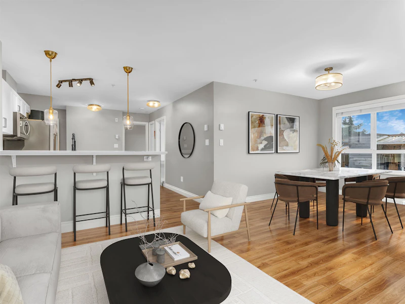 303 - 128 W 21st Street, North Vancouver BC V7M 1Y9