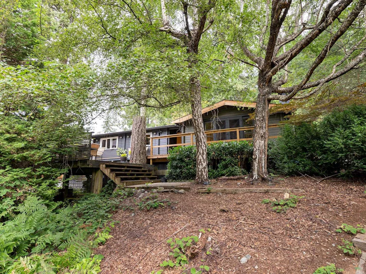 1570 Whitesails Drive, Bowen Island, BC, V0N 1G2 - 36