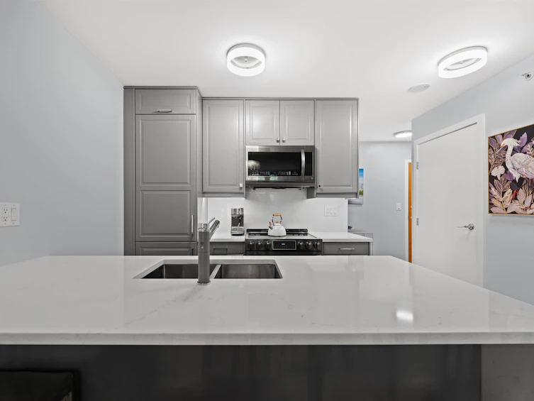 410-909 Mainland Street, Vancouver, BC, V6B 1S3 - 5