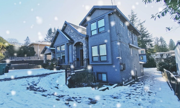 5537 Canada Way