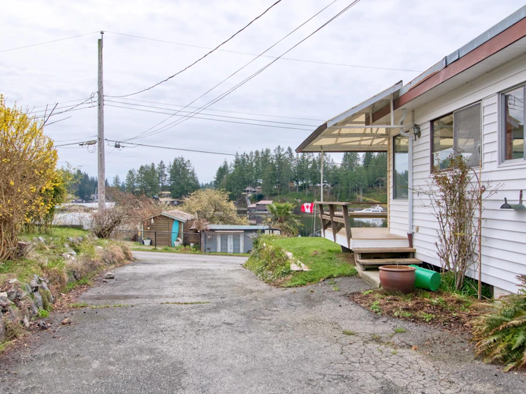 13185 Sexw'amin Street, Pender Harbour Egmont, BC, V0N 1S0 - 6