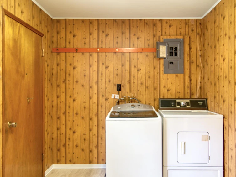 13185 Sexw'amin Street, Pender Harbour Egmont, BC, V0N 1S0 - 15