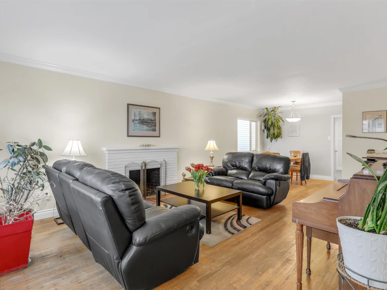 7682 Hilda Street, Burnaby, BC, V3N 3H7 - 4