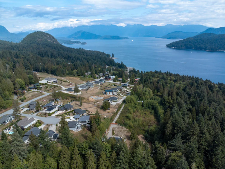 783 Courtney Road, Gibsons, BC, V0N 1V1 - 10