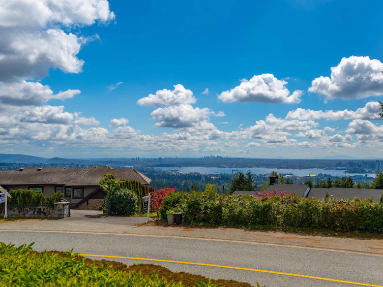 1028 Groveland Place, West Vancouver, BC, V7S 1Z5 - 2