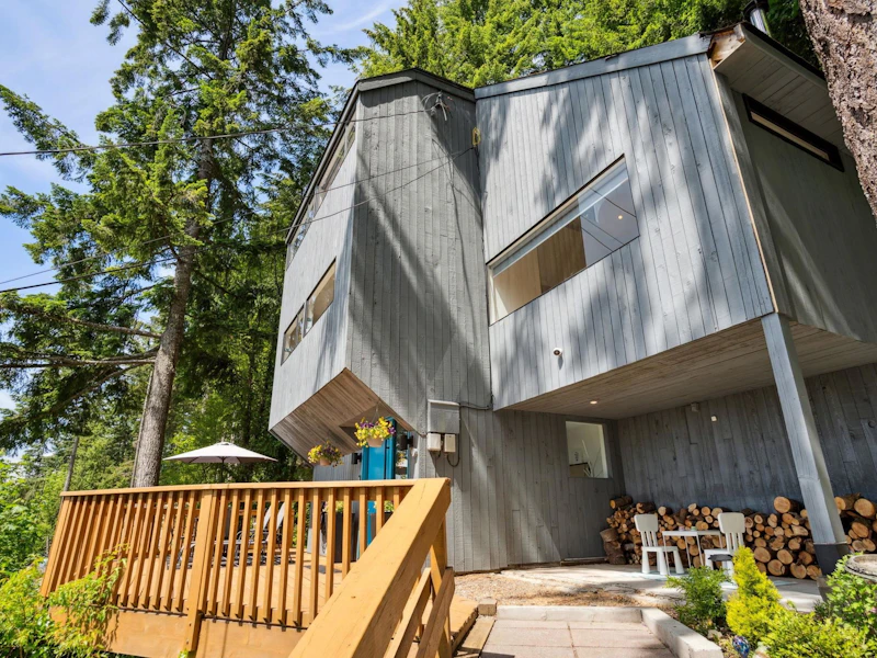 405 Timbertop Drive, West Vancouver BC V0N 2E0