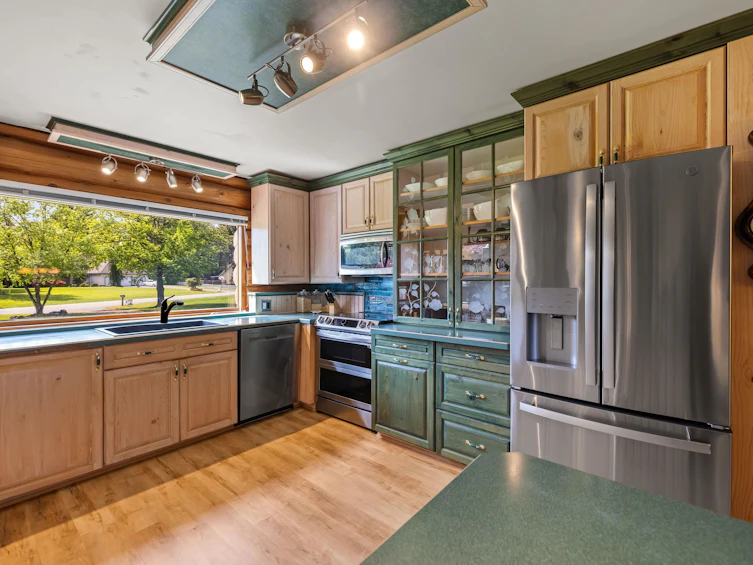 23133 70a Avenue, Langley, BC, V2Y 2J9 - 12