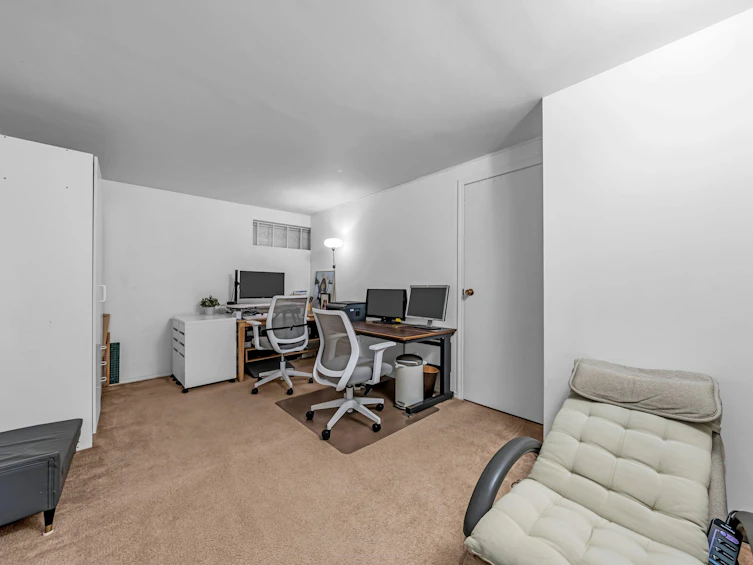 3015 E 45th Avenue, Vancouver, BC, V5R 3C6 - 34