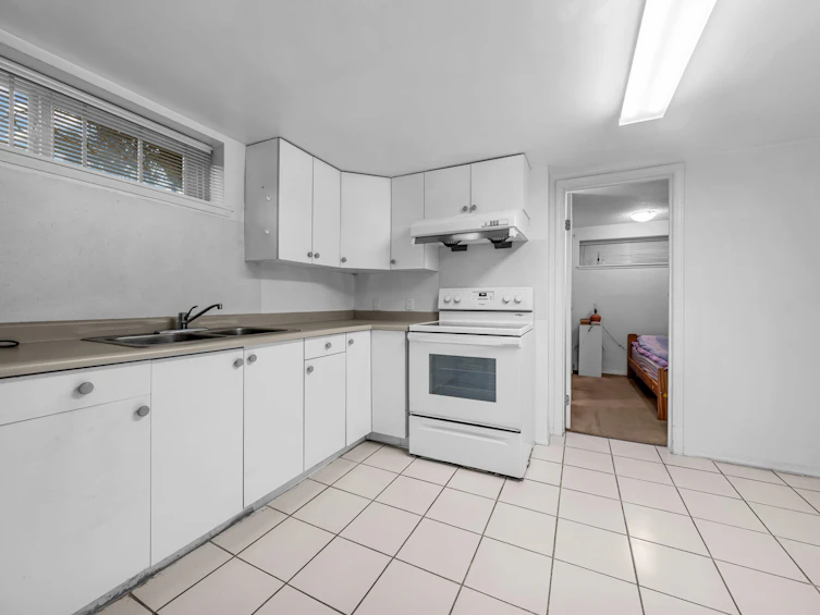 3015 E 45th Avenue, Vancouver, BC, V5R 3C6 - 31
