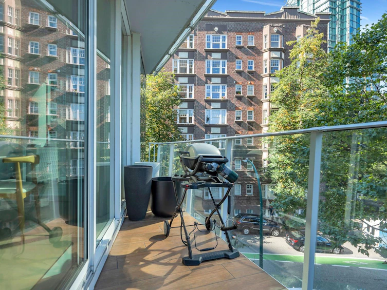 301-1277 Melville Street, Vancouver, BC, V6E 0A4 - 24