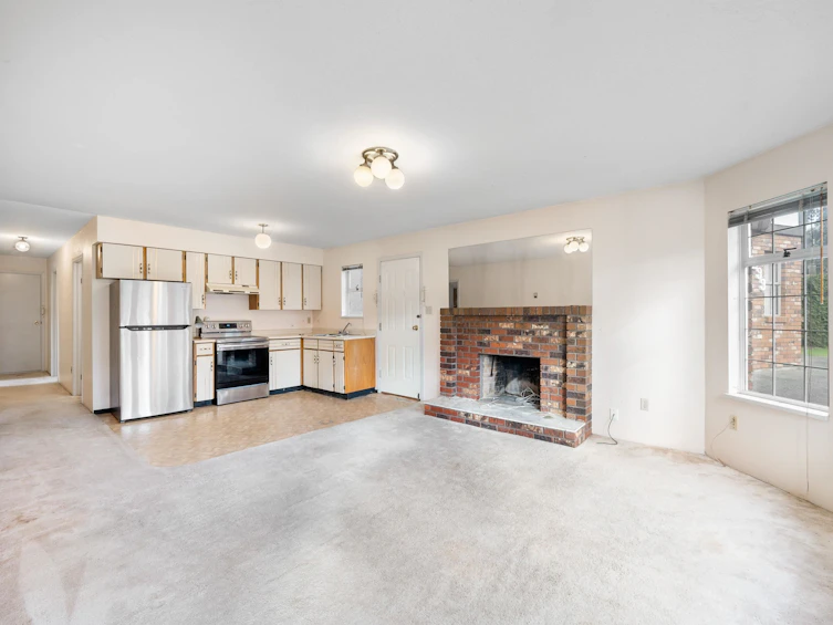 8237 Montcalm Street, Vancouver, BC, V6P 4P4 - 20
