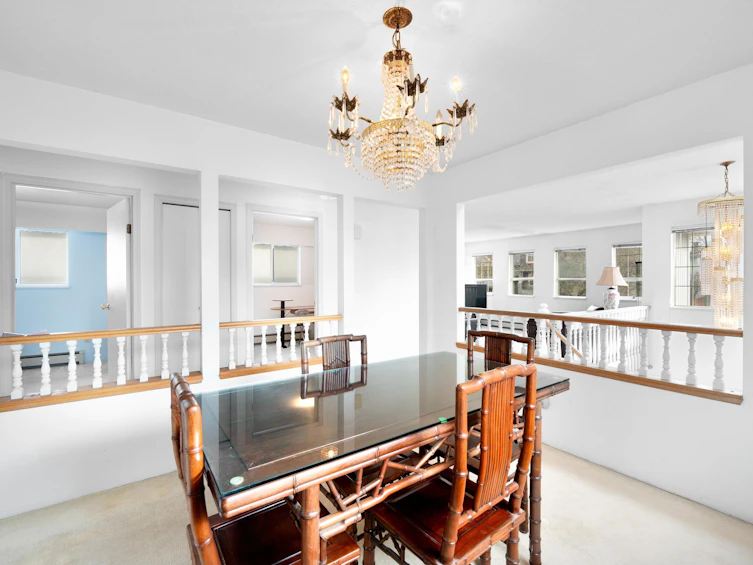 8237 Montcalm Street, Vancouver, BC, V6P 4P4 - 8