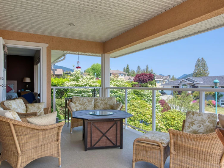 535 Spyglass Place, Gibsons, BC, V0N 1V9 - 3