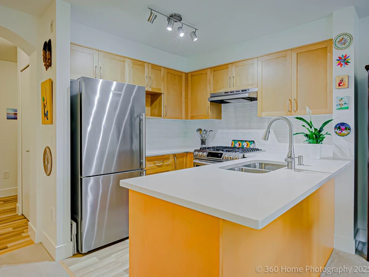 302-1868 W 5th Avenue, Vancouver, BC, V6J 1P3 - 3