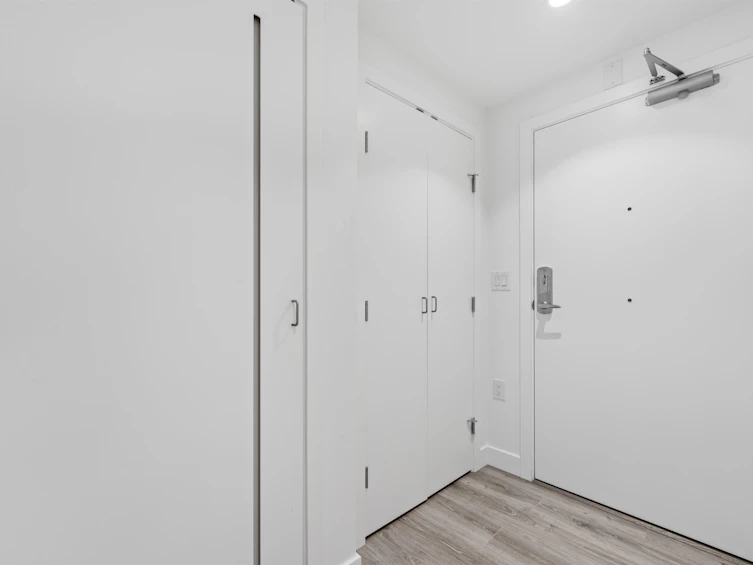 602-8188 Fraser Street, Vancouver, BC, V6K 2G2 - 24
