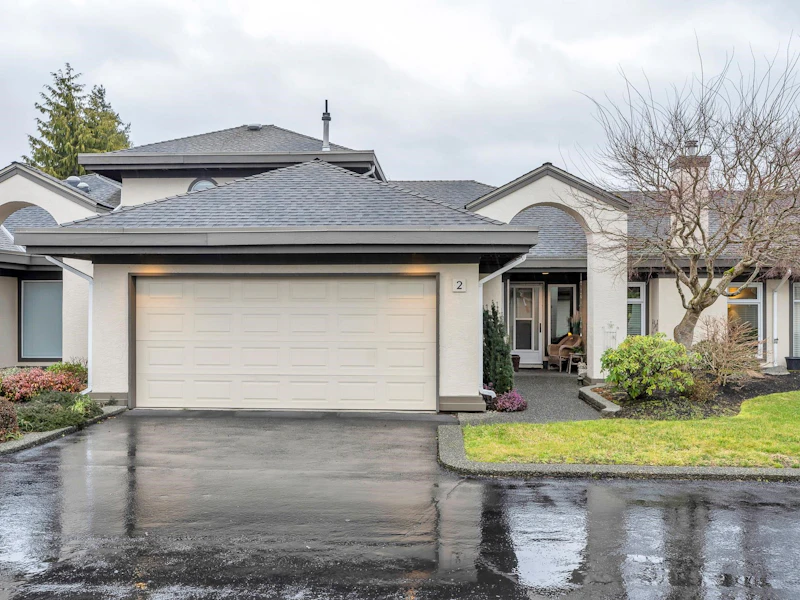 2 - 12923 17th Avenue, Surrey BC V4A 8T2