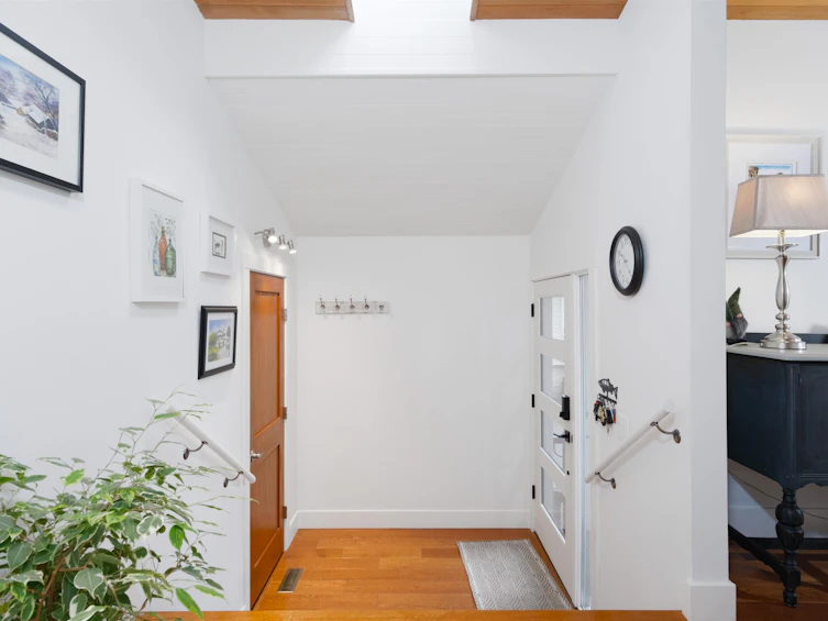 651 Wilding Place, North Vancouver, BC, V7N 4J2 - 9