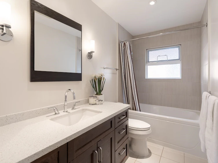 2824 E 44th Avenue, Vancouver, BC, V5R 3A6 - 15