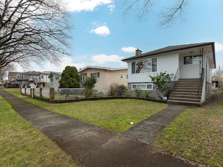 2824 E 44th Avenue, Vancouver, BC, V5R 3A6 - 32