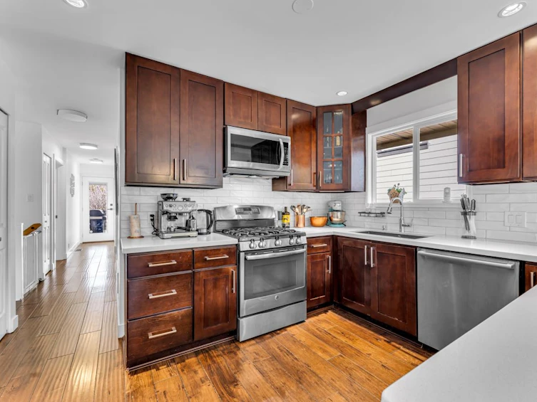 1405 Paisley Road, North Vancouver, BC, V7R 1C4 - 8