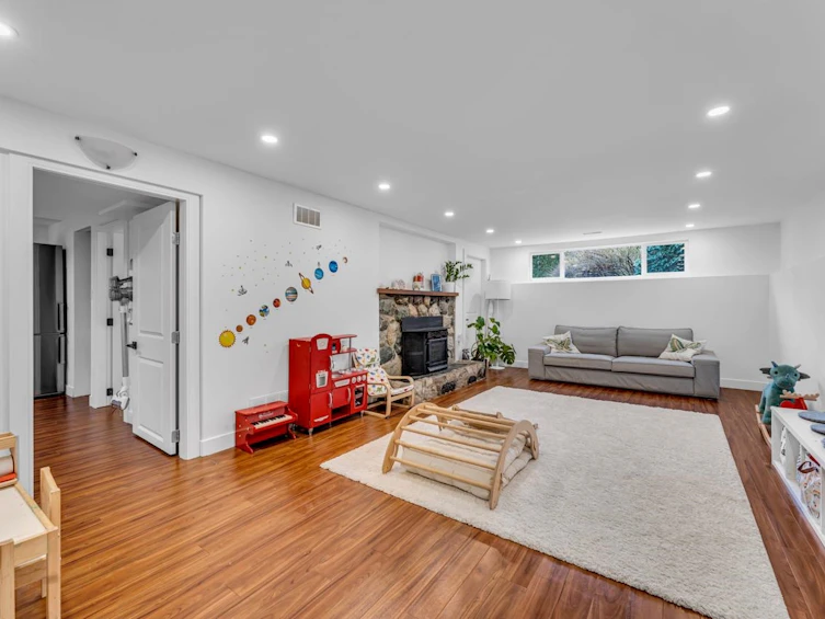 1405 Paisley Road, North Vancouver, BC, V7R 1C4 - 24