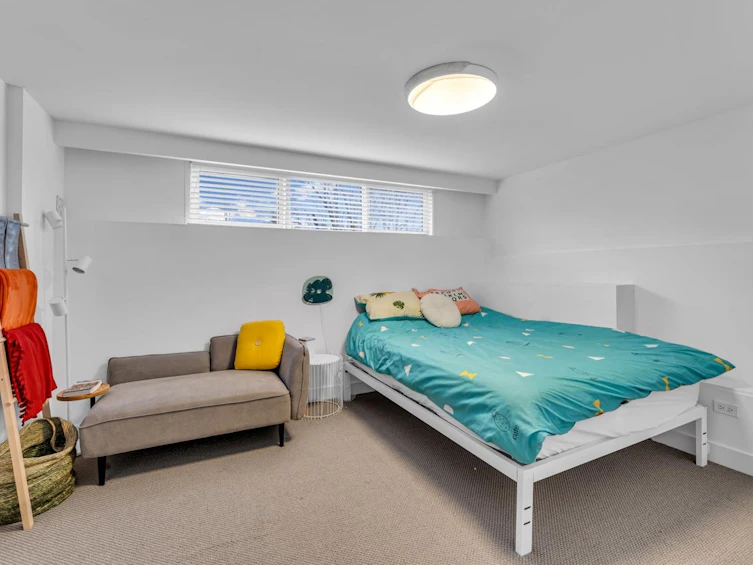 1405 Paisley Road, North Vancouver, BC, V7R 1C4 - 25