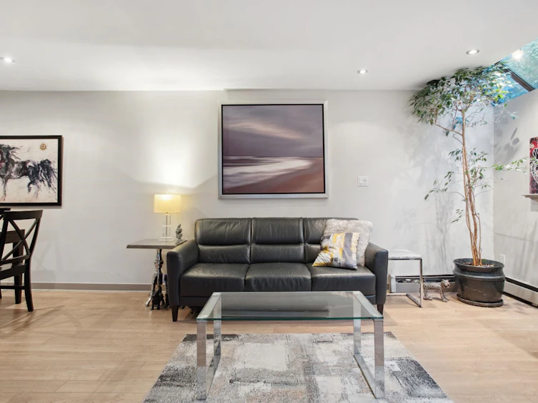109-1500 Pendrell Street, Vancouver, BC, V6G 3A5 - 7