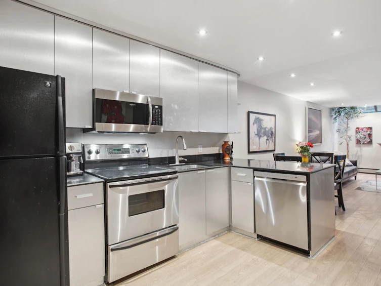 109-1500 Pendrell Street, Vancouver, BC, V6G 3A5 - 17