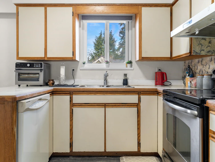 12630 90 Avenue, Surrey, BC, V3V 6H7 - 13