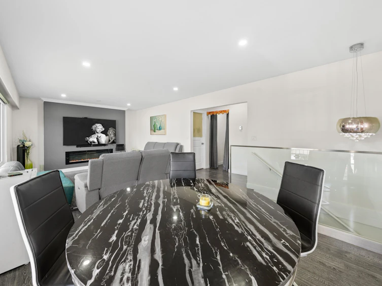12630 90 Avenue, Surrey, BC, V3V 6H7 - 10