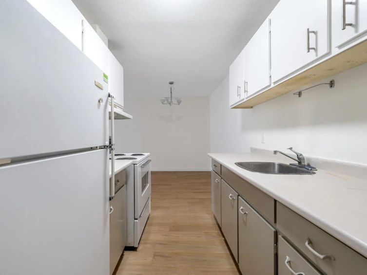 209-6420 Buswell Street, Richmond, BC, V6Y 2E9 - 10