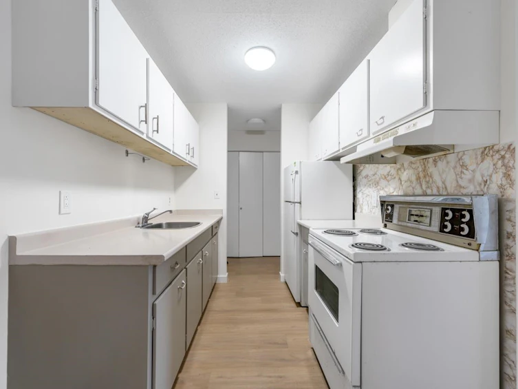 209-6420 Buswell Street, Richmond, BC, V6Y 2E9 - 11