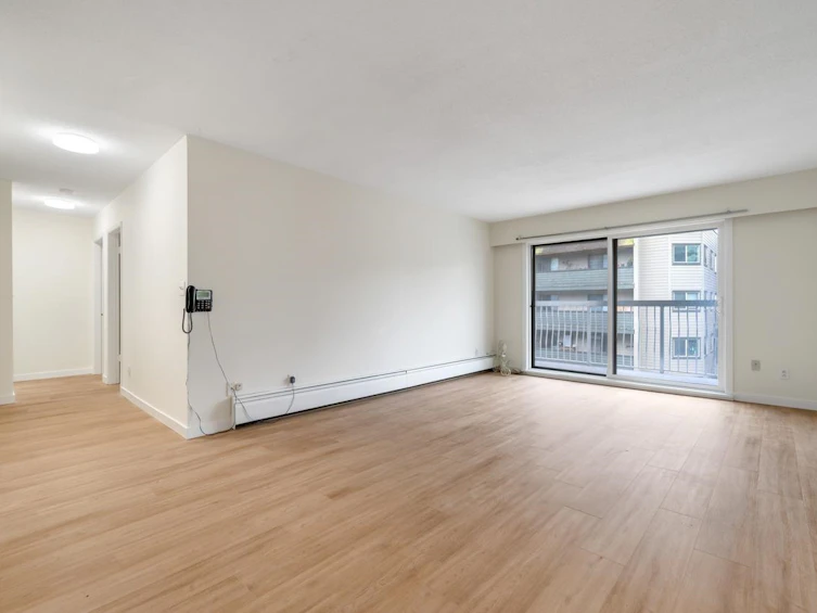 209-6420 Buswell Street, Richmond, BC, V6Y 2E9 - 8
