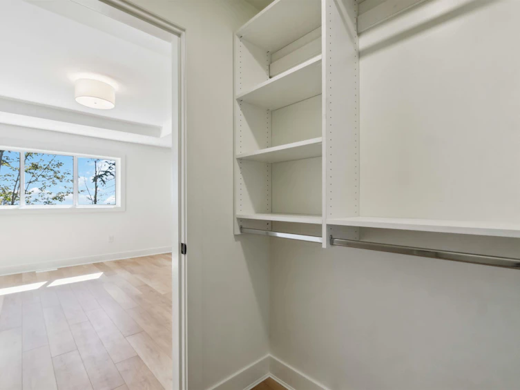 34064 Parr Avenue, Mission, BC, V2V 0J5 - 34